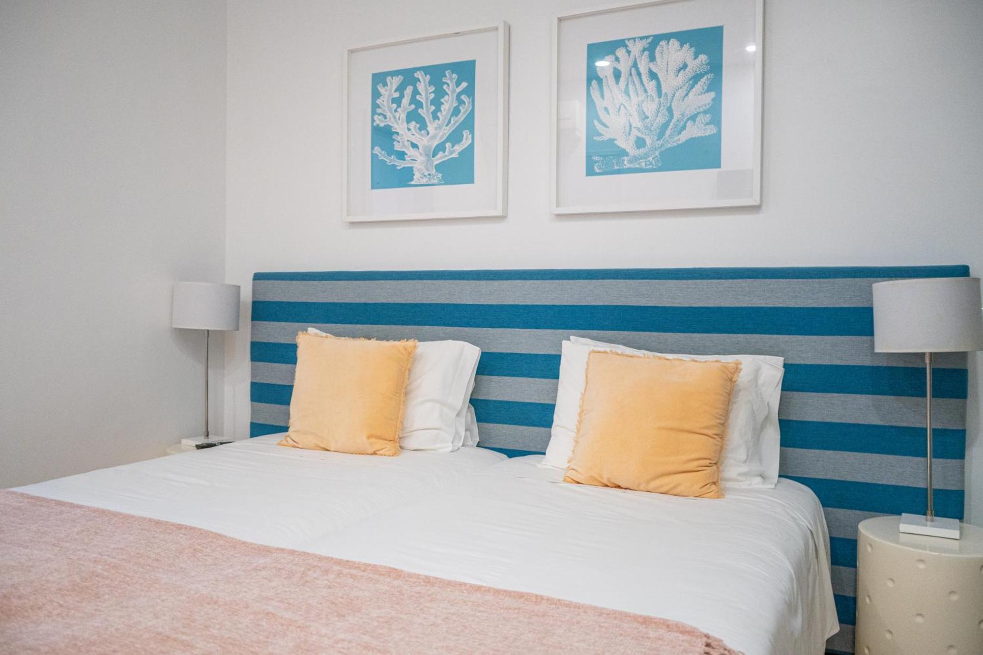 By The Sea - Nazare Bed and Breakfast Εξωτερικό φωτογραφία