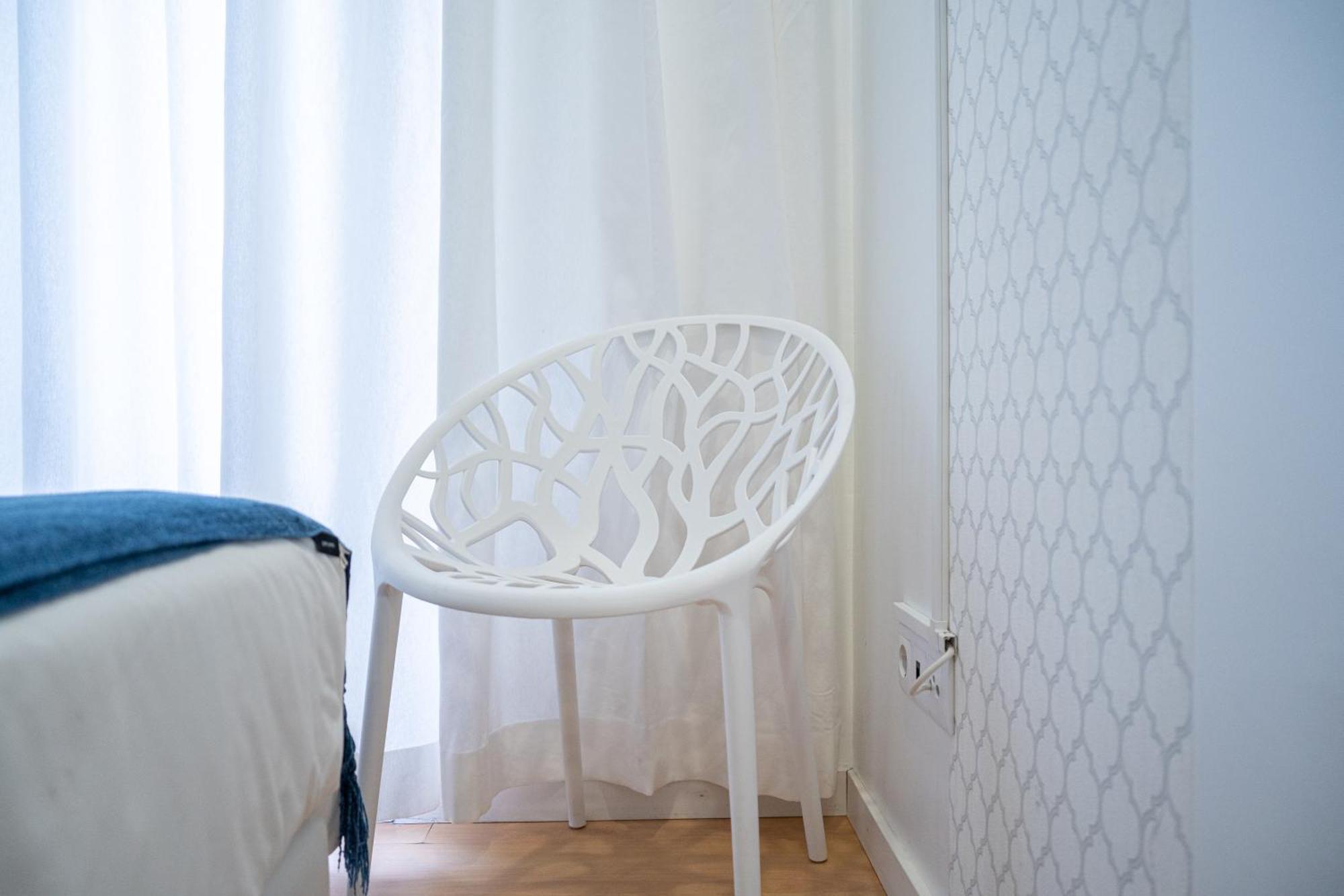 By The Sea - Nazare Bed and Breakfast Εξωτερικό φωτογραφία