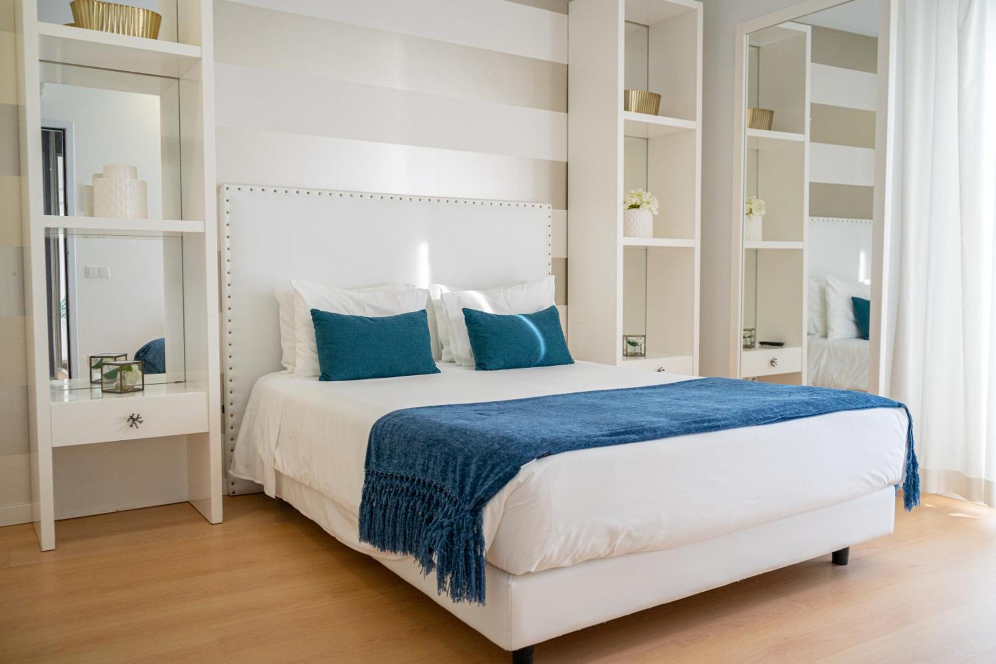 By The Sea - Nazare Bed and Breakfast Εξωτερικό φωτογραφία