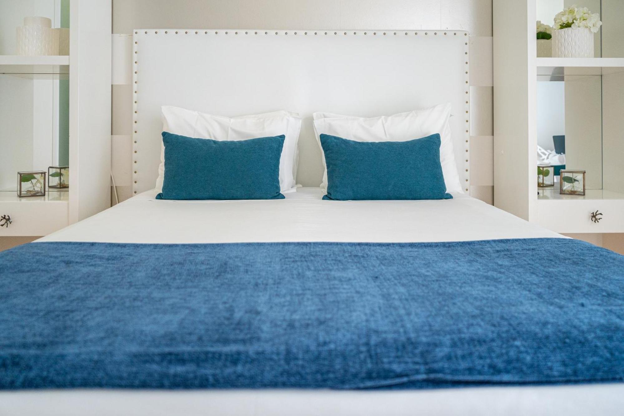 By The Sea - Nazare Bed and Breakfast Εξωτερικό φωτογραφία