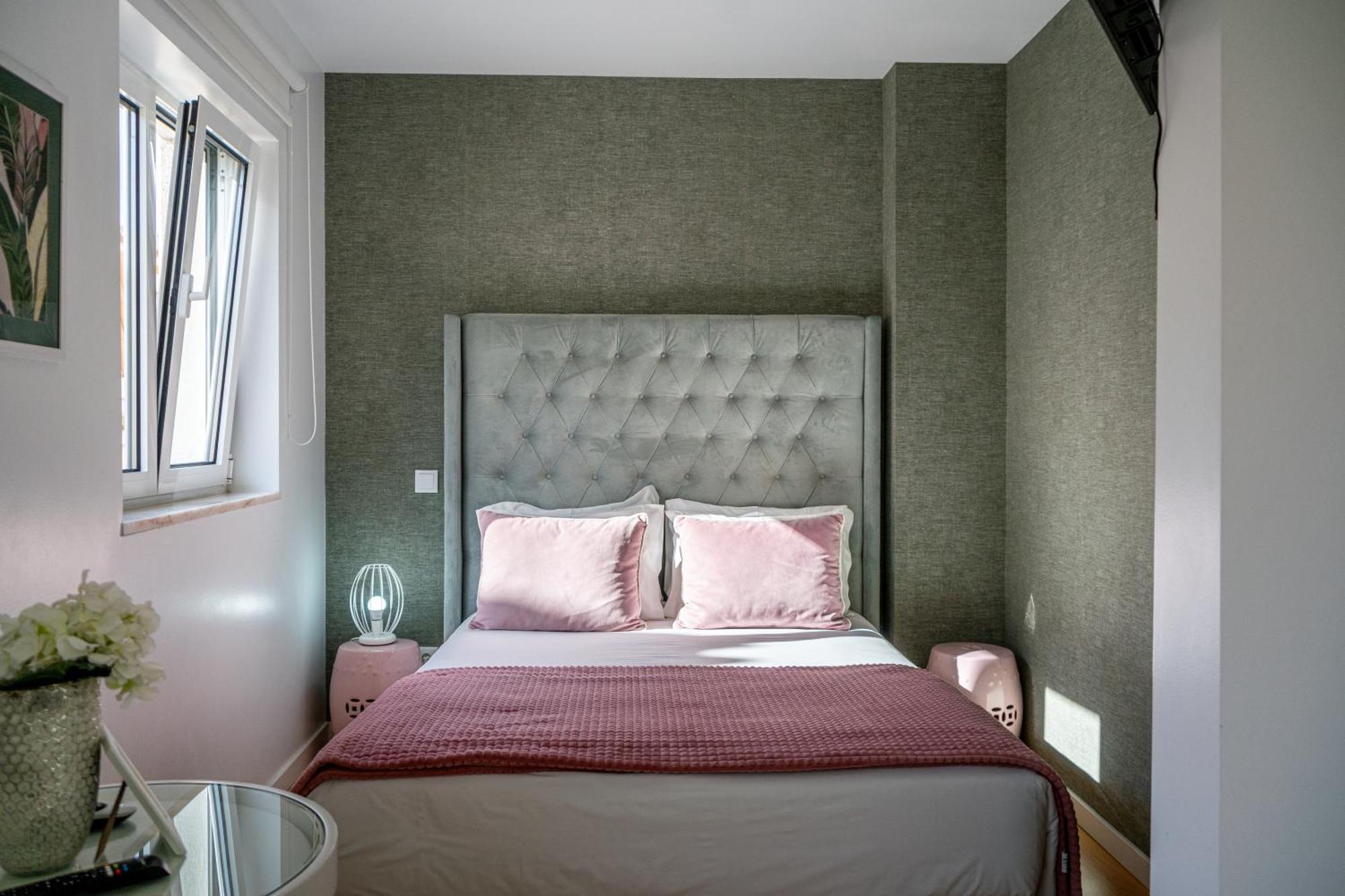 By The Sea - Nazare Bed and Breakfast Εξωτερικό φωτογραφία