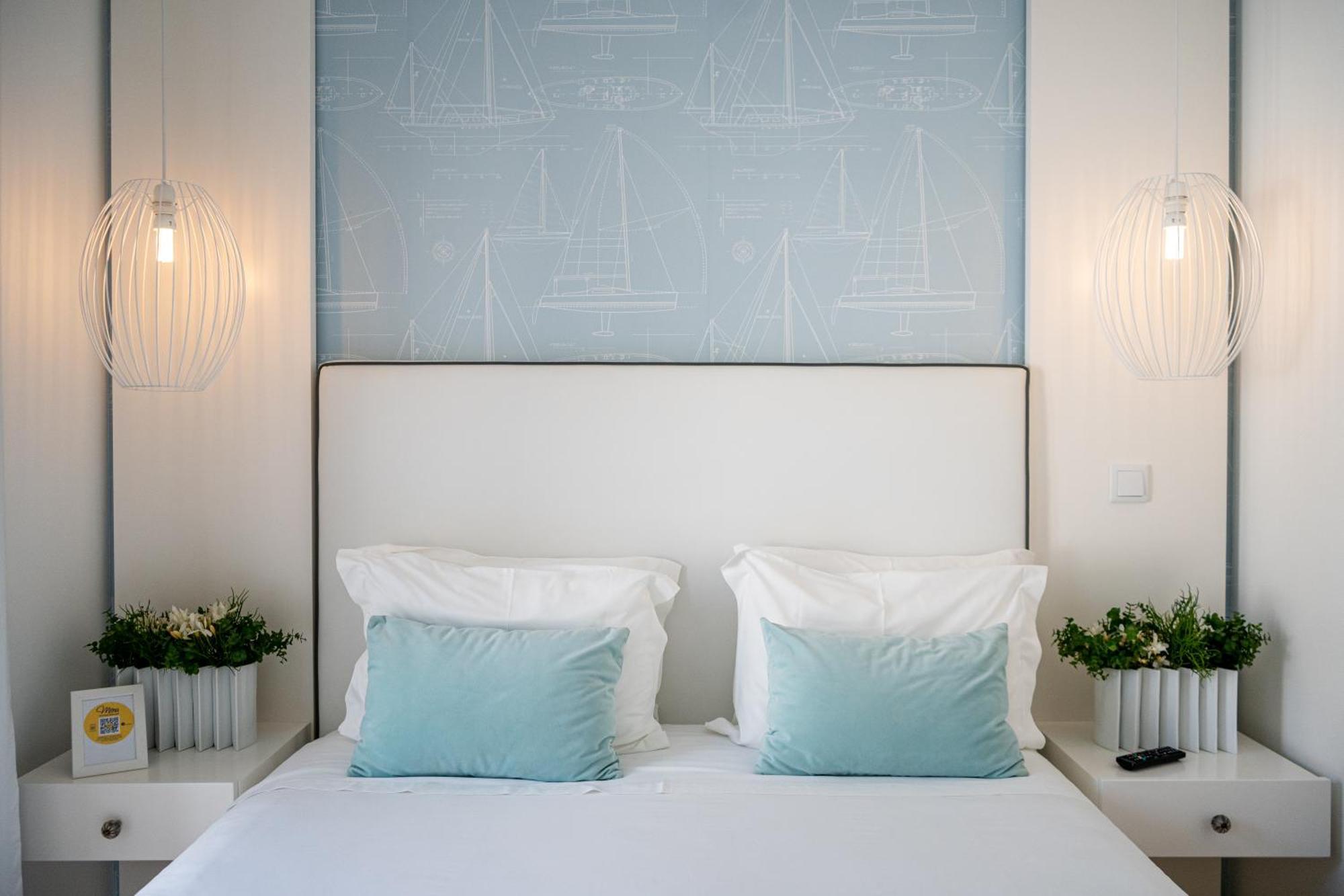 By The Sea - Nazare Bed and Breakfast Εξωτερικό φωτογραφία