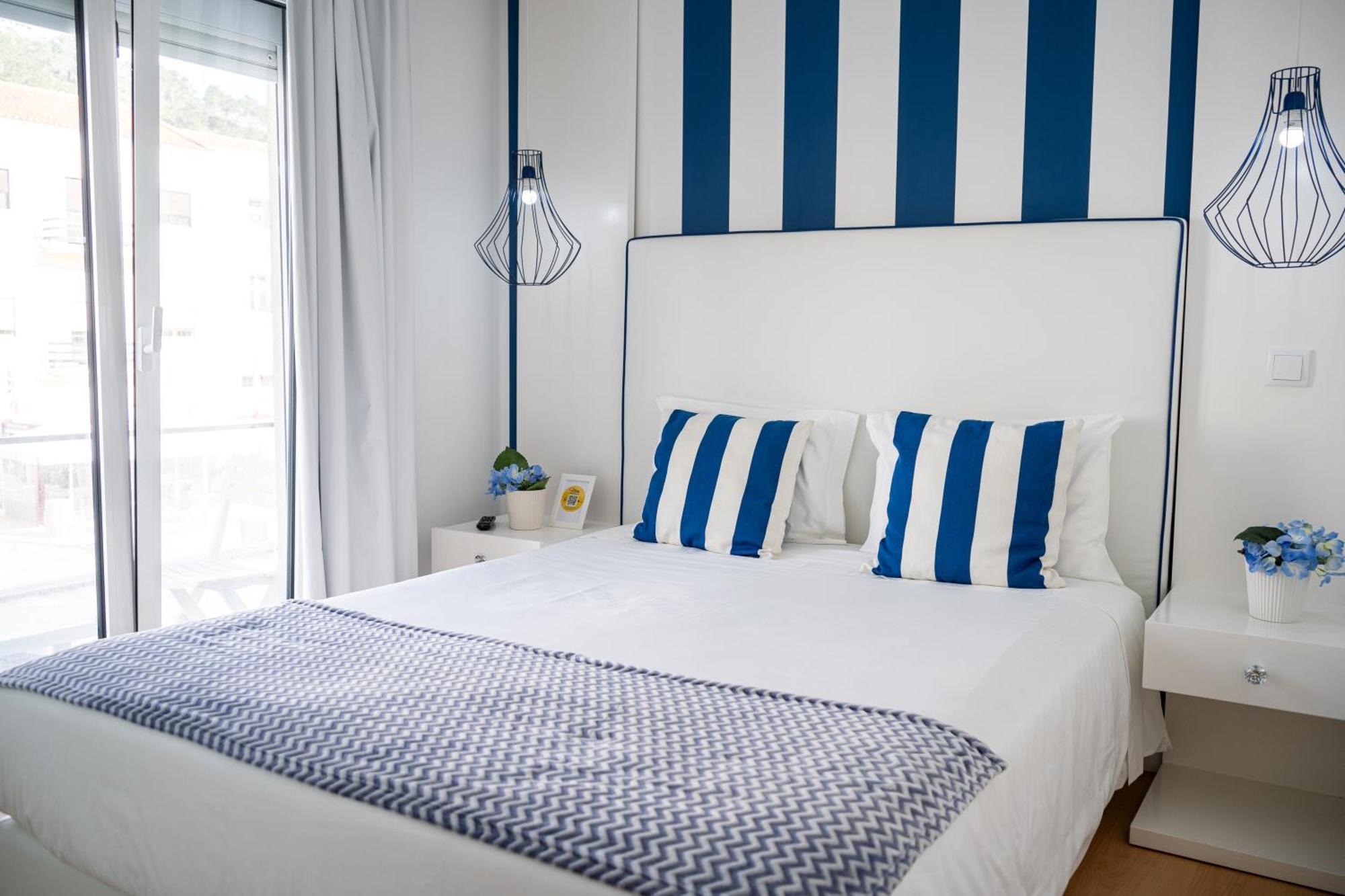 By The Sea - Nazare Bed and Breakfast Εξωτερικό φωτογραφία